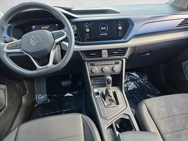 Used 2022 Volkswagen Taos SE image 15