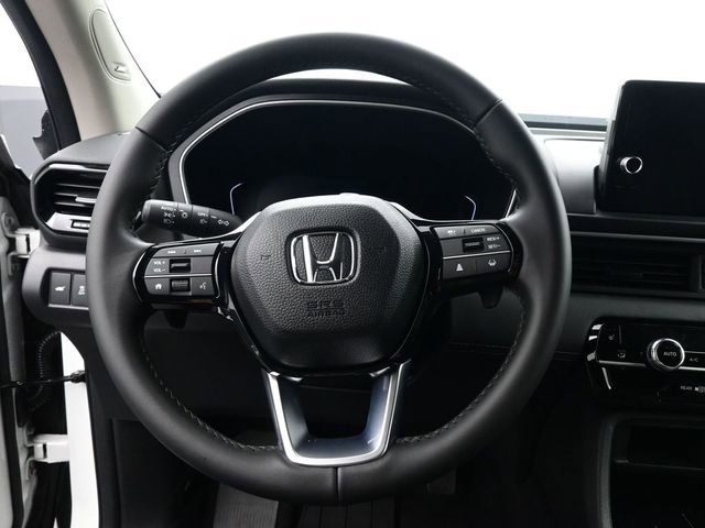 New 2025 Honda Pilot Touring image 32