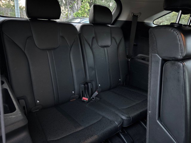 Used 2024 Kia Sorento S image 15