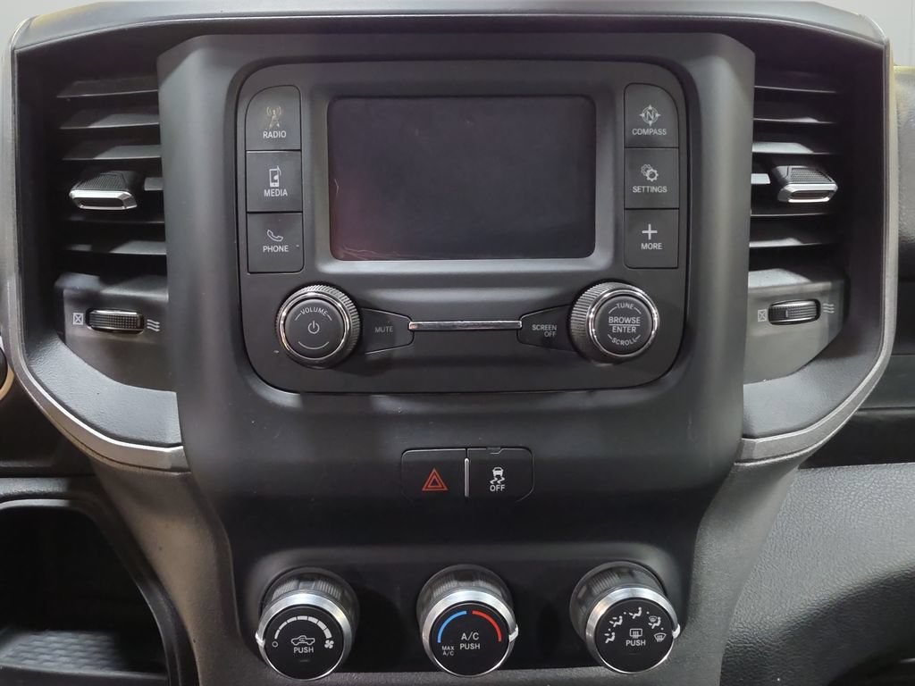 Used 2020 RAM 5500 Tradesman w/ Chrome Appearance Group AWD/4WD image 22