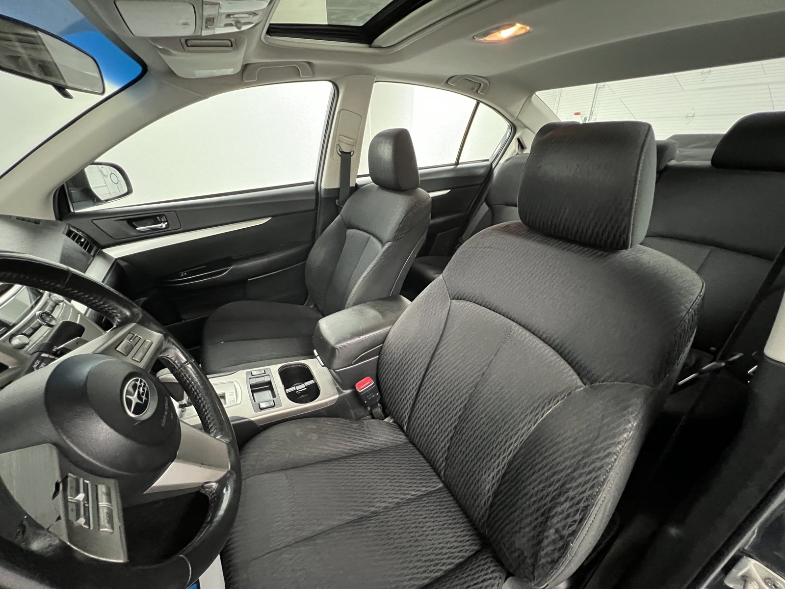 Used 2011 Subaru Legacy 2.5i Premium AWD/4WD image 16