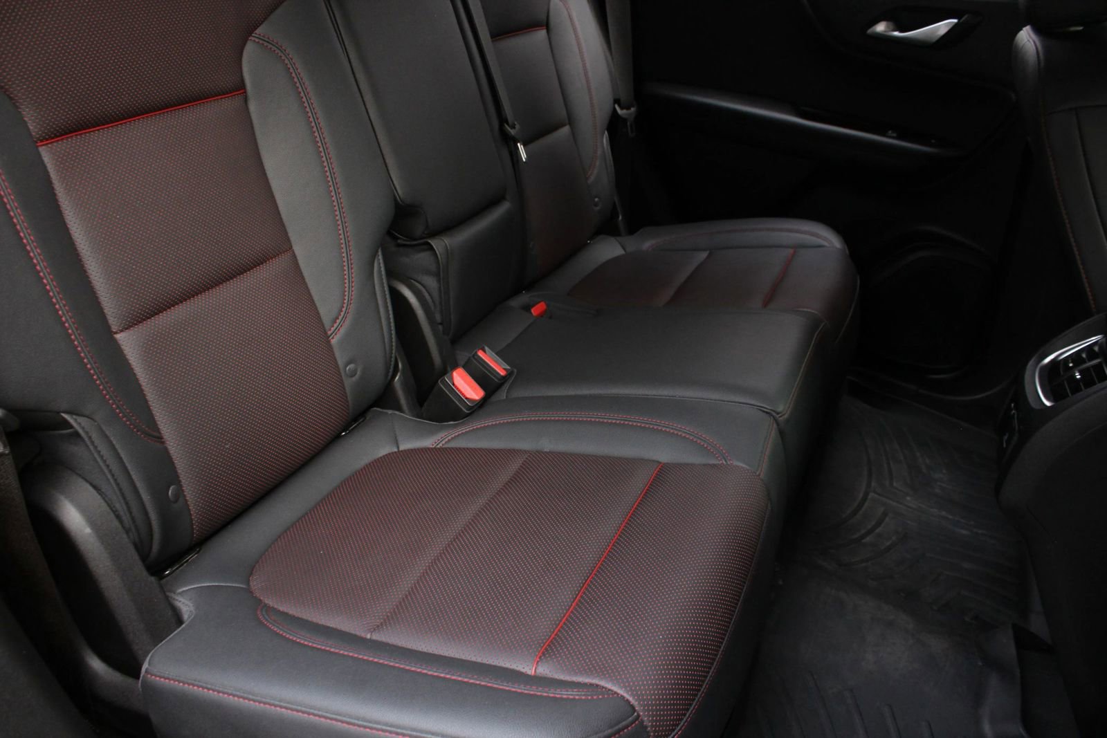 Used 2022 Chevrolet Blazer RS w/ Enhanced Convenience Package AWD/4WD image 23