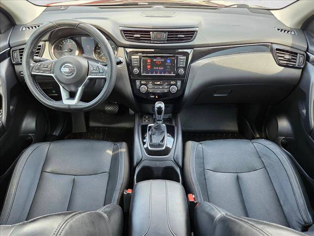 Used 2019 Nissan Rogue Sport SL w/ Premium Package FWD image 18