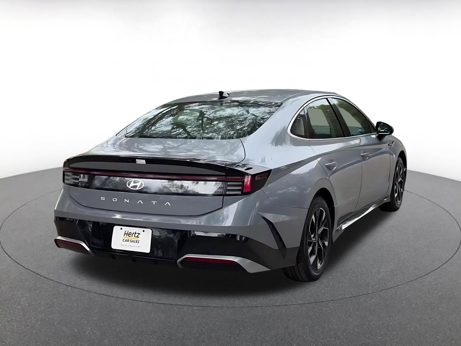 Used 2025 Hyundai Sonata SEL FWD image 14