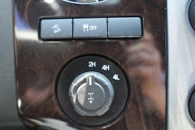 Used 2015 Ford F250 Platinum w/ FX4 Off-Road Package AWD/4WD image 31
