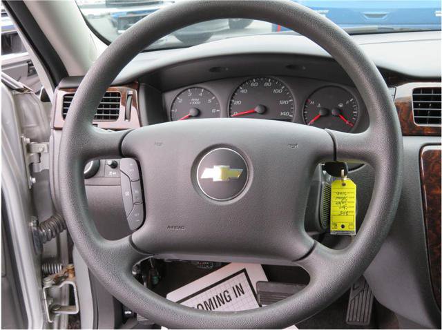 Used 2015 Chevrolet Impala Limited LS image 9