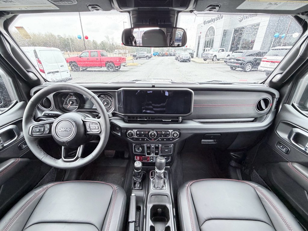 Used 2025 Jeep Gladiator Rubicon w/ Safety Group image 16