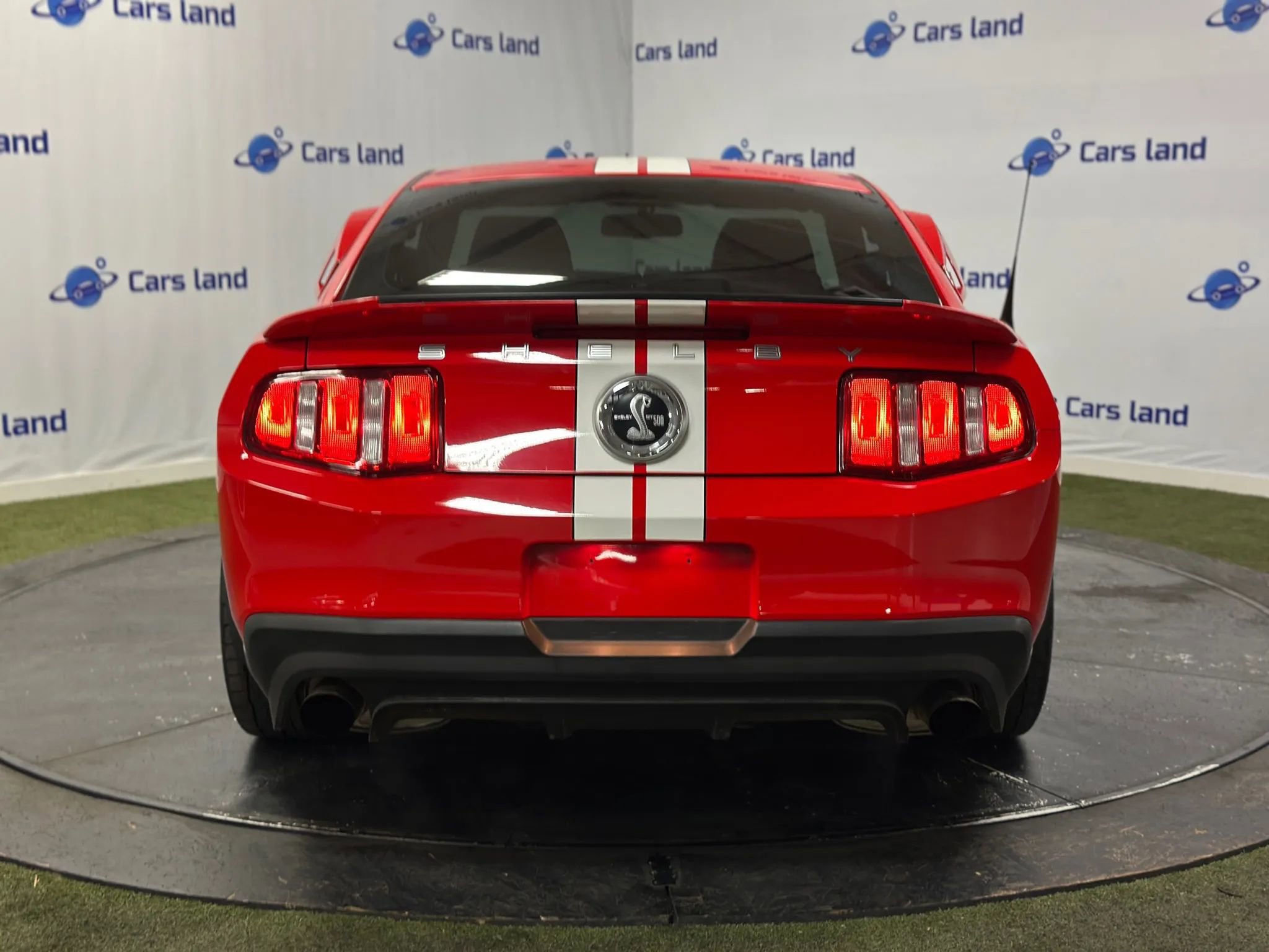 Used 2011 Ford Mustang Shelby GT500 w/ SVT Performance Pkg image 4