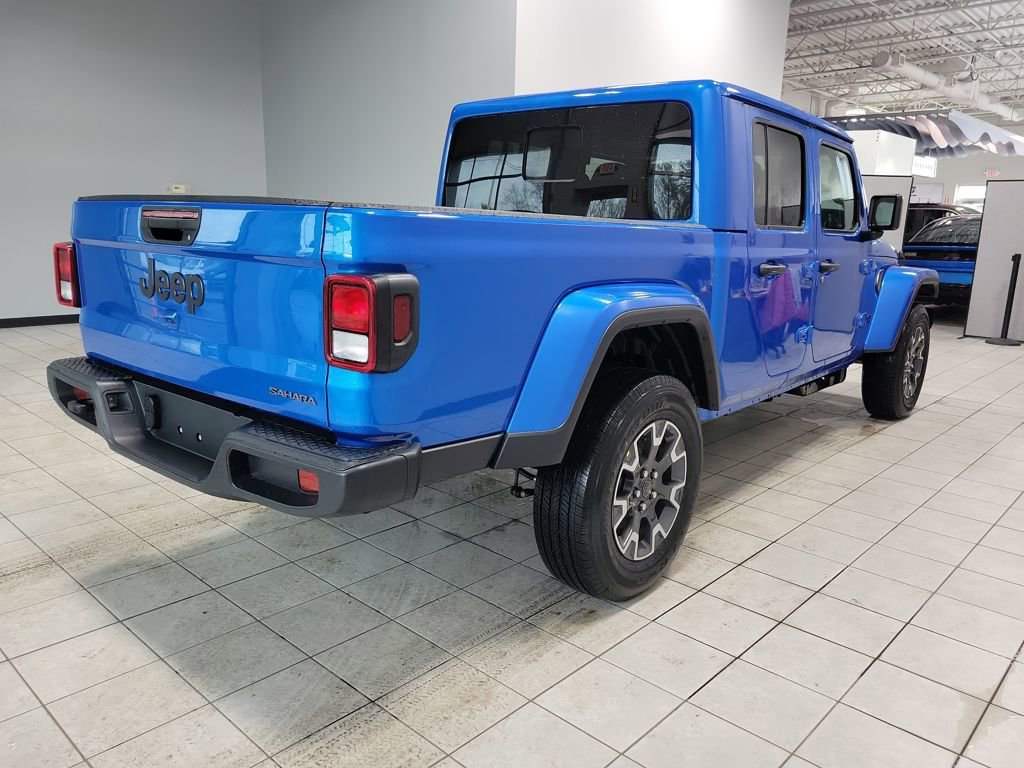 New 2026 Jeep Gladiator Sahara image 6