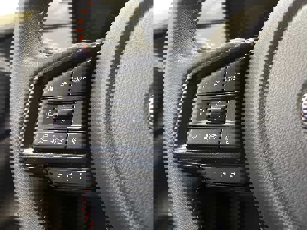 Used 2025 Subaru Crosstrek 2.5i Limited image 17