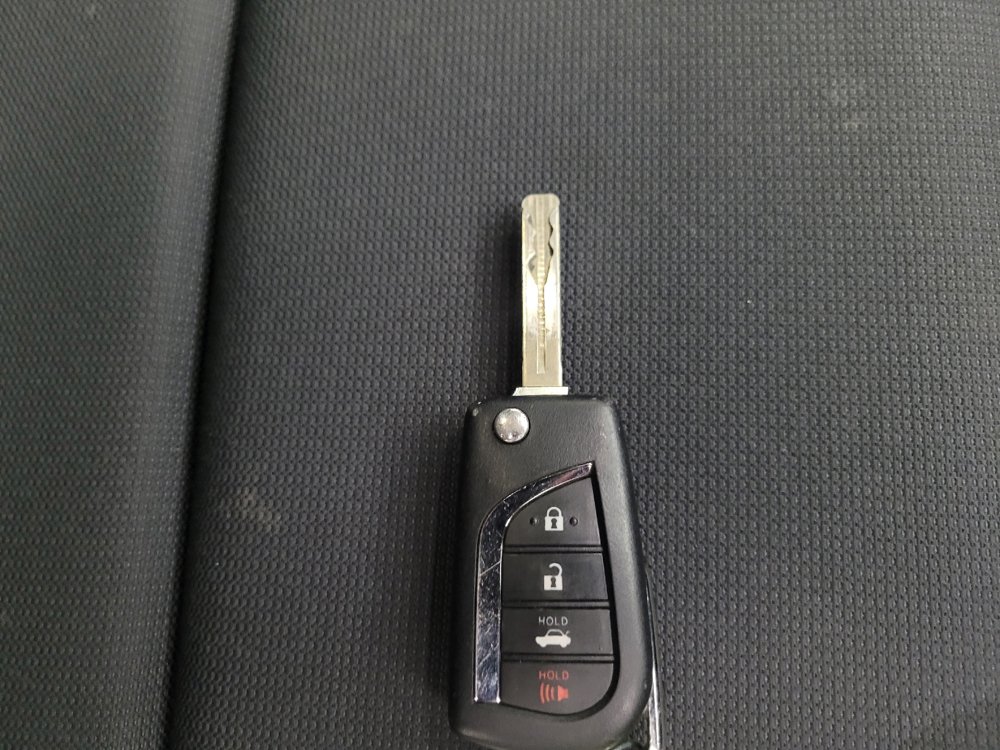 Used 2024 Toyota Corolla LE FWD image 32