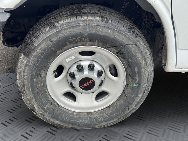 New 2026 GMC Savana 3500 w/ Power Convenience Package RWD image 25