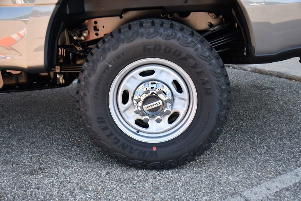 New 2026 Ford F350 XL w/ XL Off-Road Package image 17