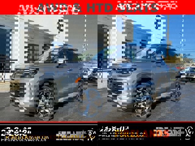 New 2025 Volkswagen Tiguan SE