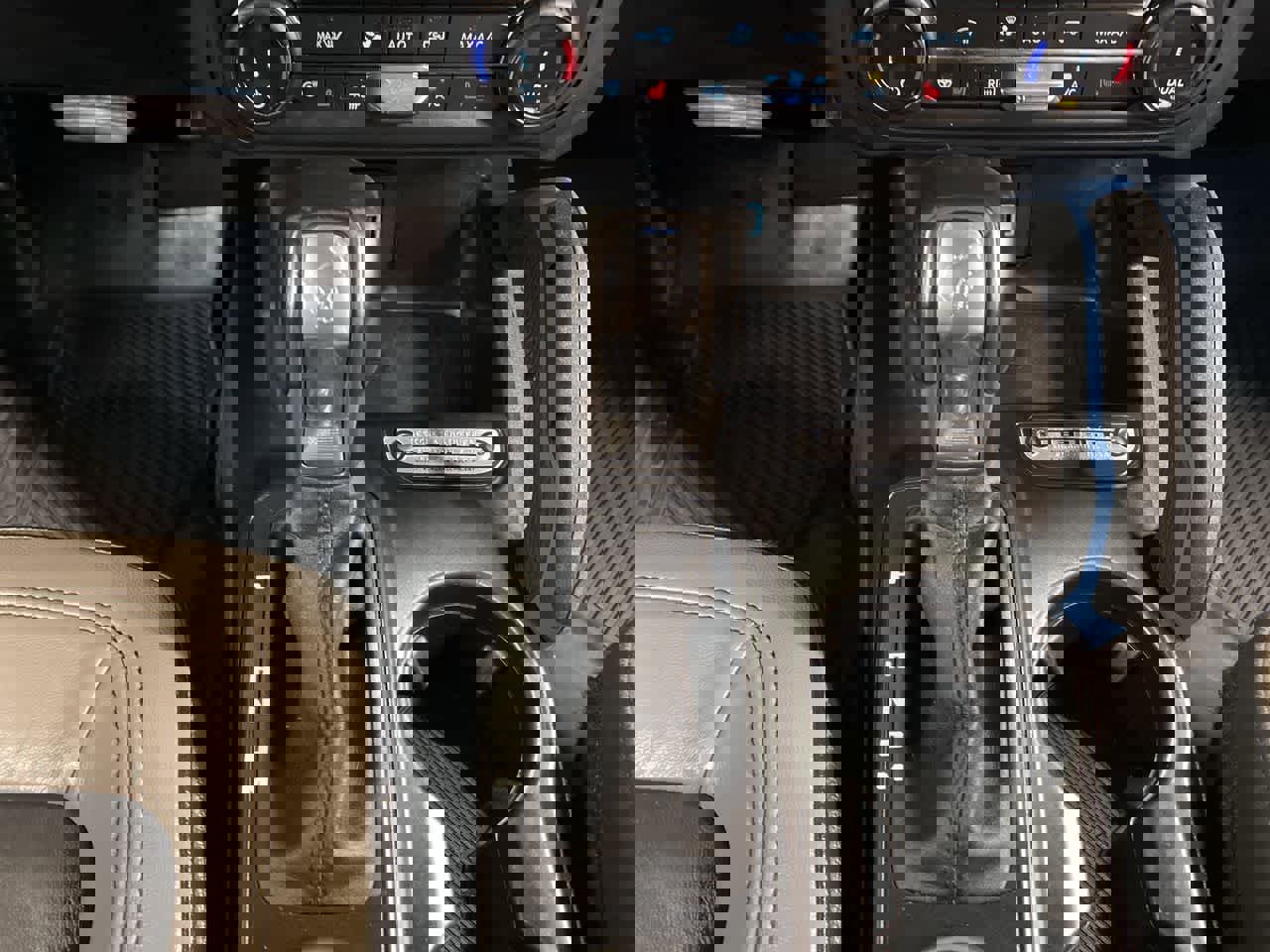 Used 2022 Ford Bronco Wildtrak image 25