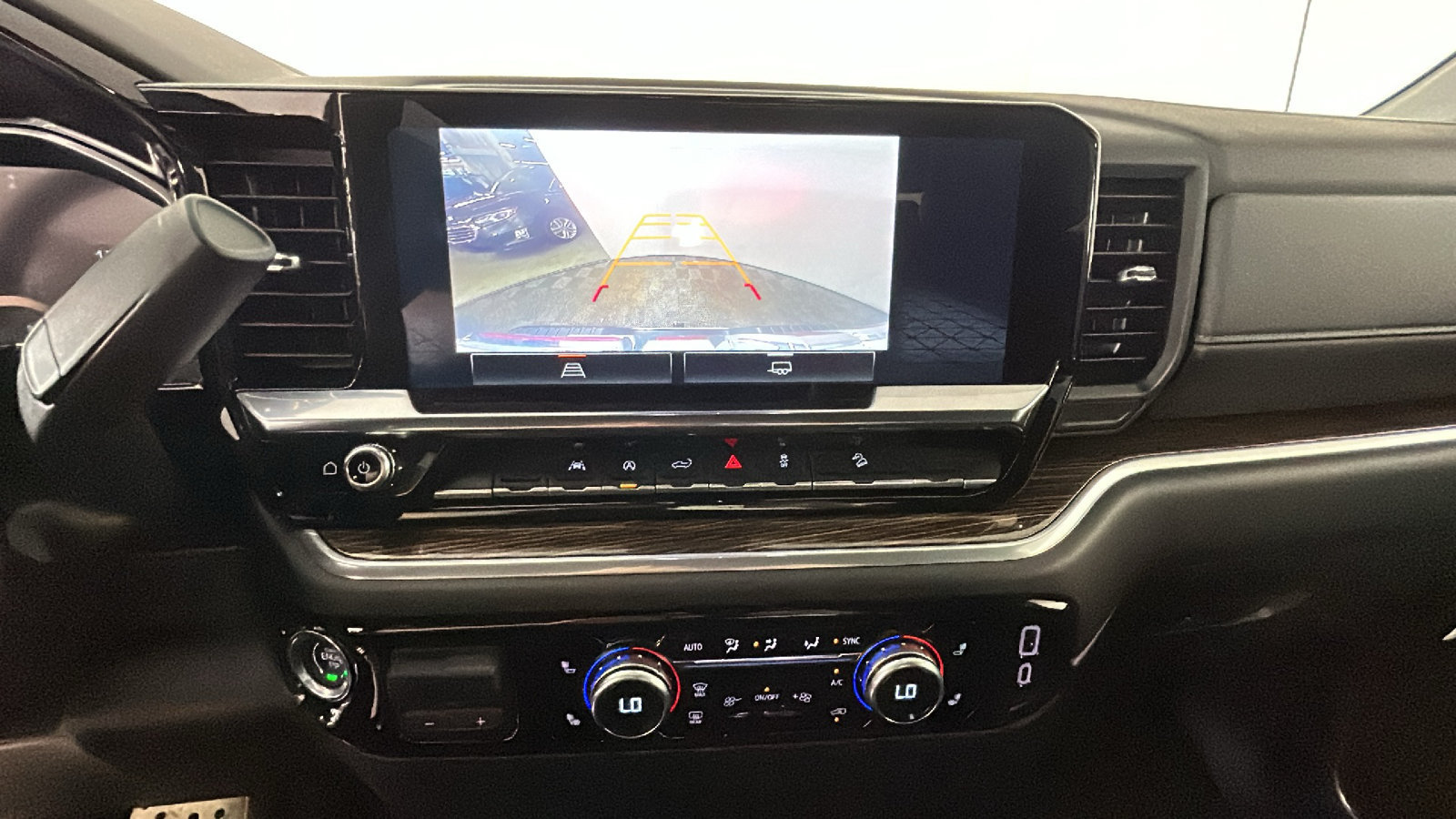 New 2026 GMC Sierra 1500 SLE AWD/4WD image 28