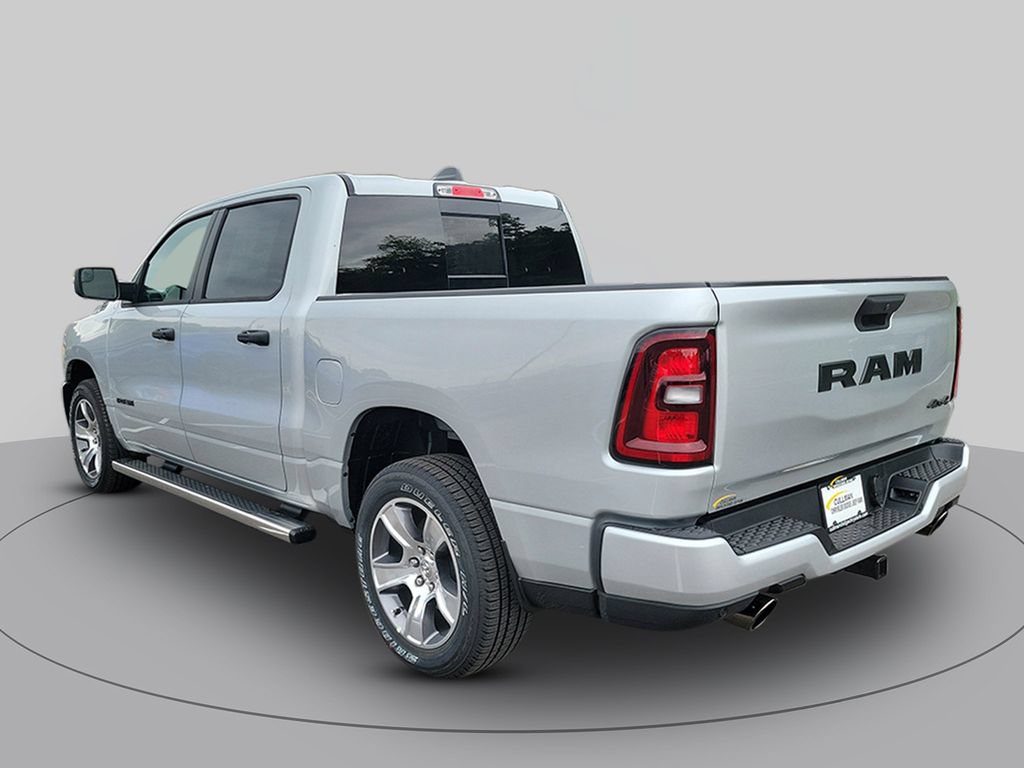 New 2026 RAM 1500 Express AWD/4WD image 5