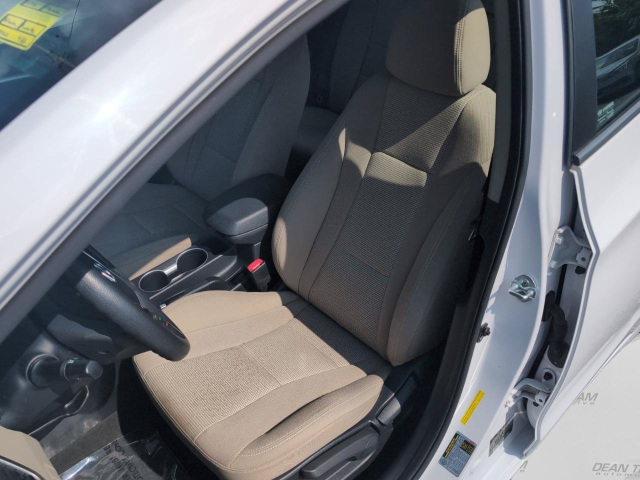 Used 2016 Hyundai Elantra GT FWD image 11