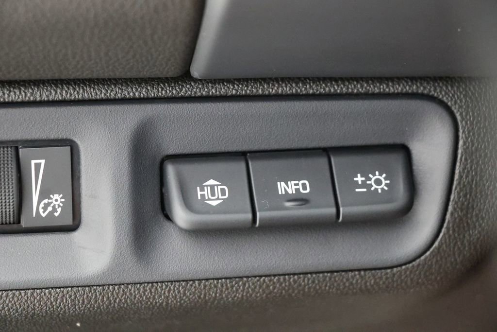 Used 2023 GMC Acadia AT4 w/ Technology Package AWD/4WD image 27