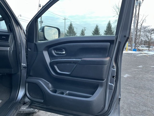 Used 2021 Nissan Titan PRO-4X image 34