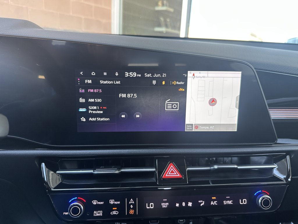 Used 2023 Kia Niro EX Touring image 26