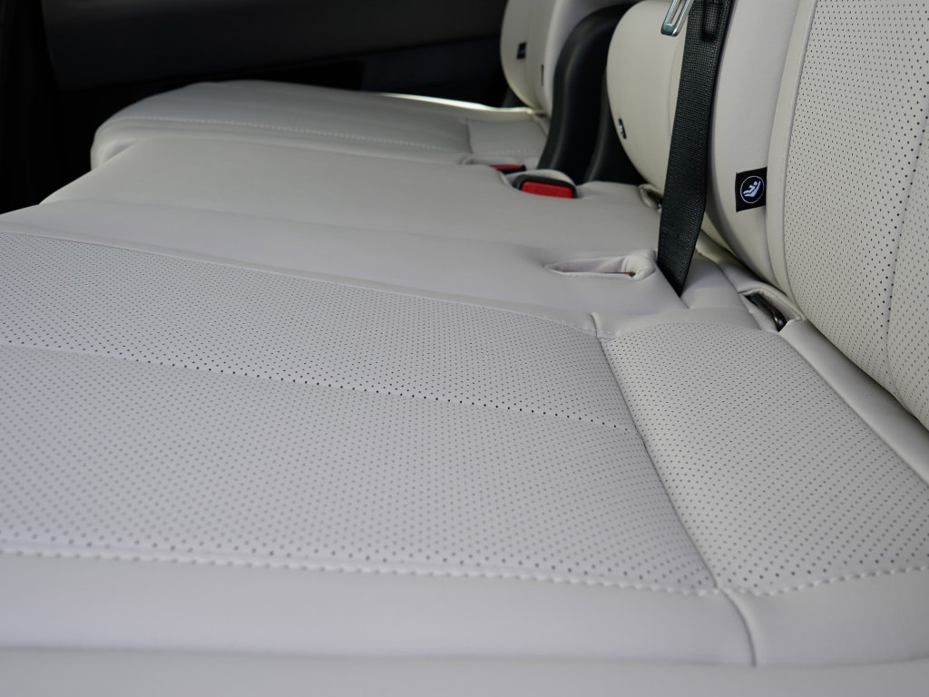 Certified 2026 INFINITI QX60 Luxe w/ Cargo Package image 29