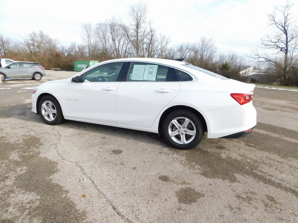 Used 2024 Chevrolet Malibu LS w/ Driver Confidence Package image 5