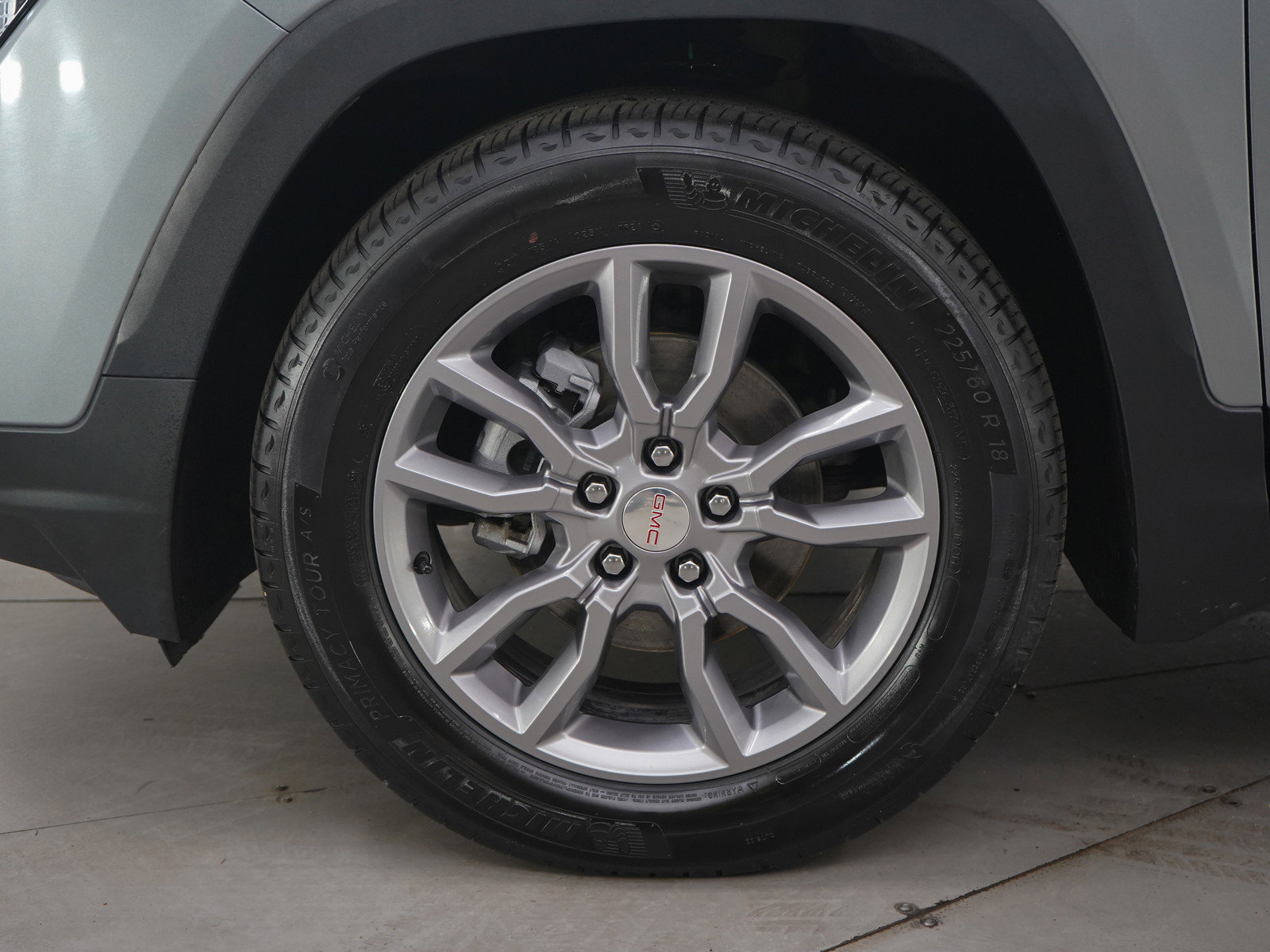 Used 2024 GMC Terrain SLT image 24