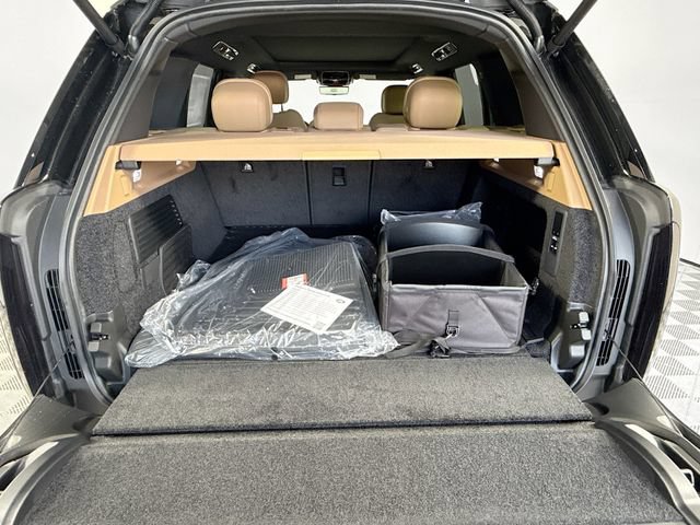 New 2026 Land Rover Range Rover SE AWD/4WD image 28