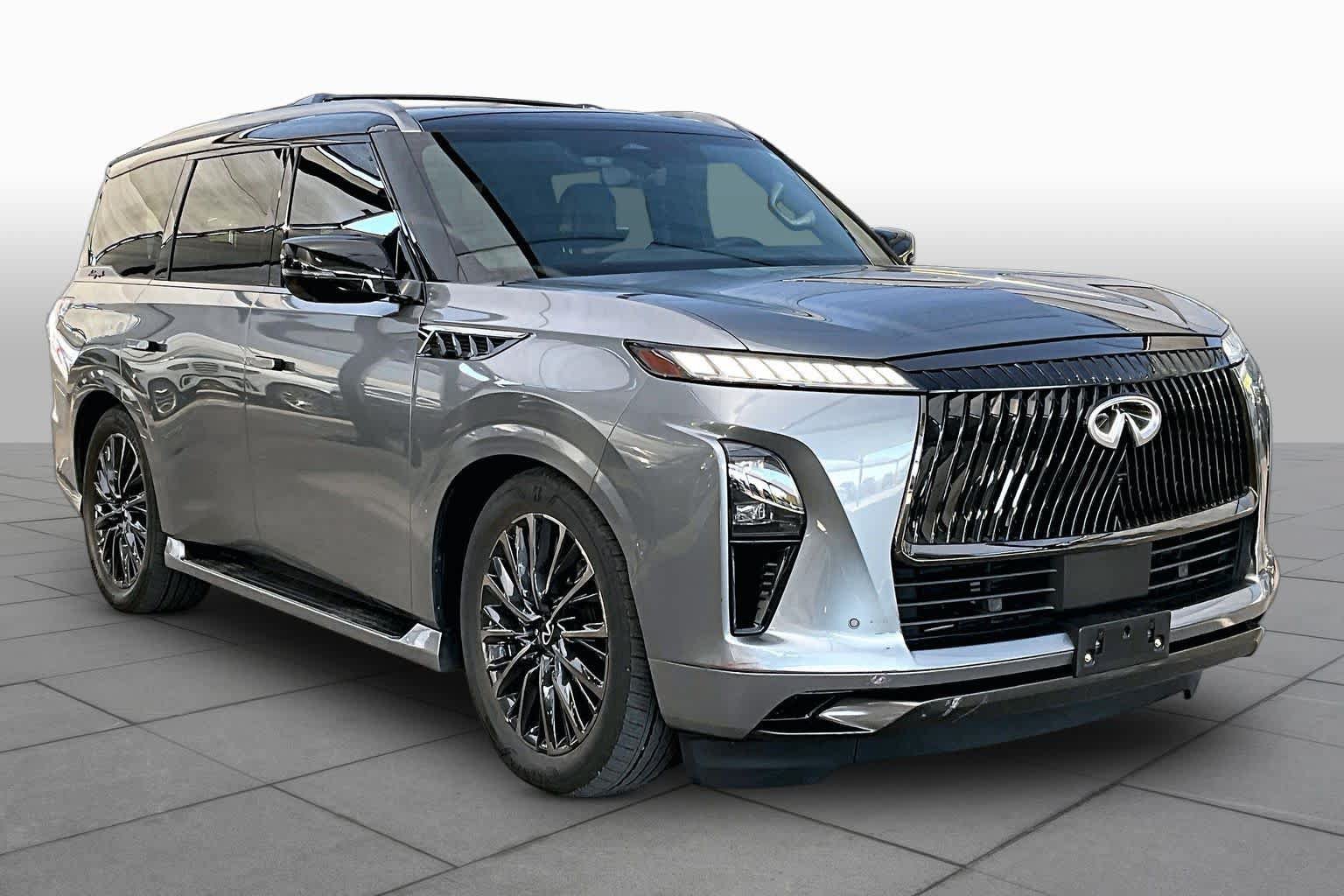 Used 2025 INFINITI QX80 Autograph w/ Autograph Exterior Package AWD/4WD image 3