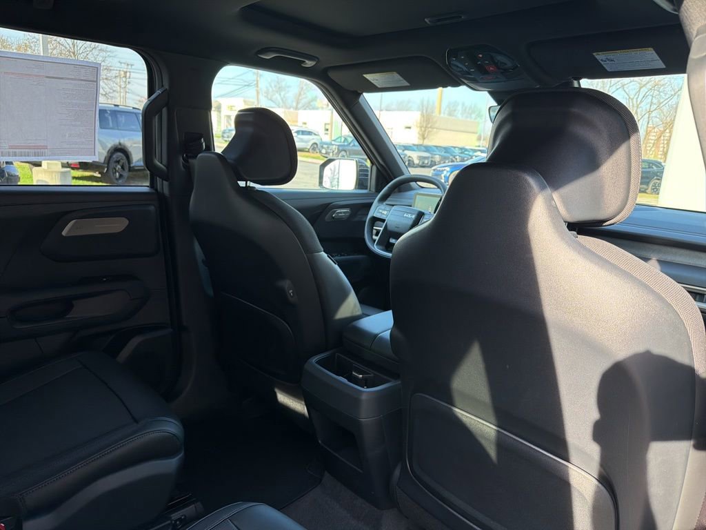 New 2027 Kia Telluride S image 16