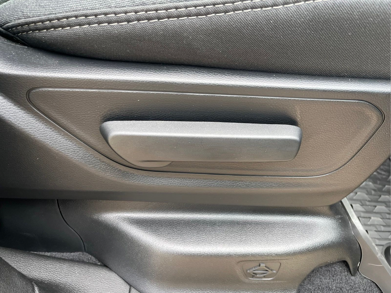 Used 2025 RAM 1500 Big Horn AWD/4WD image 35