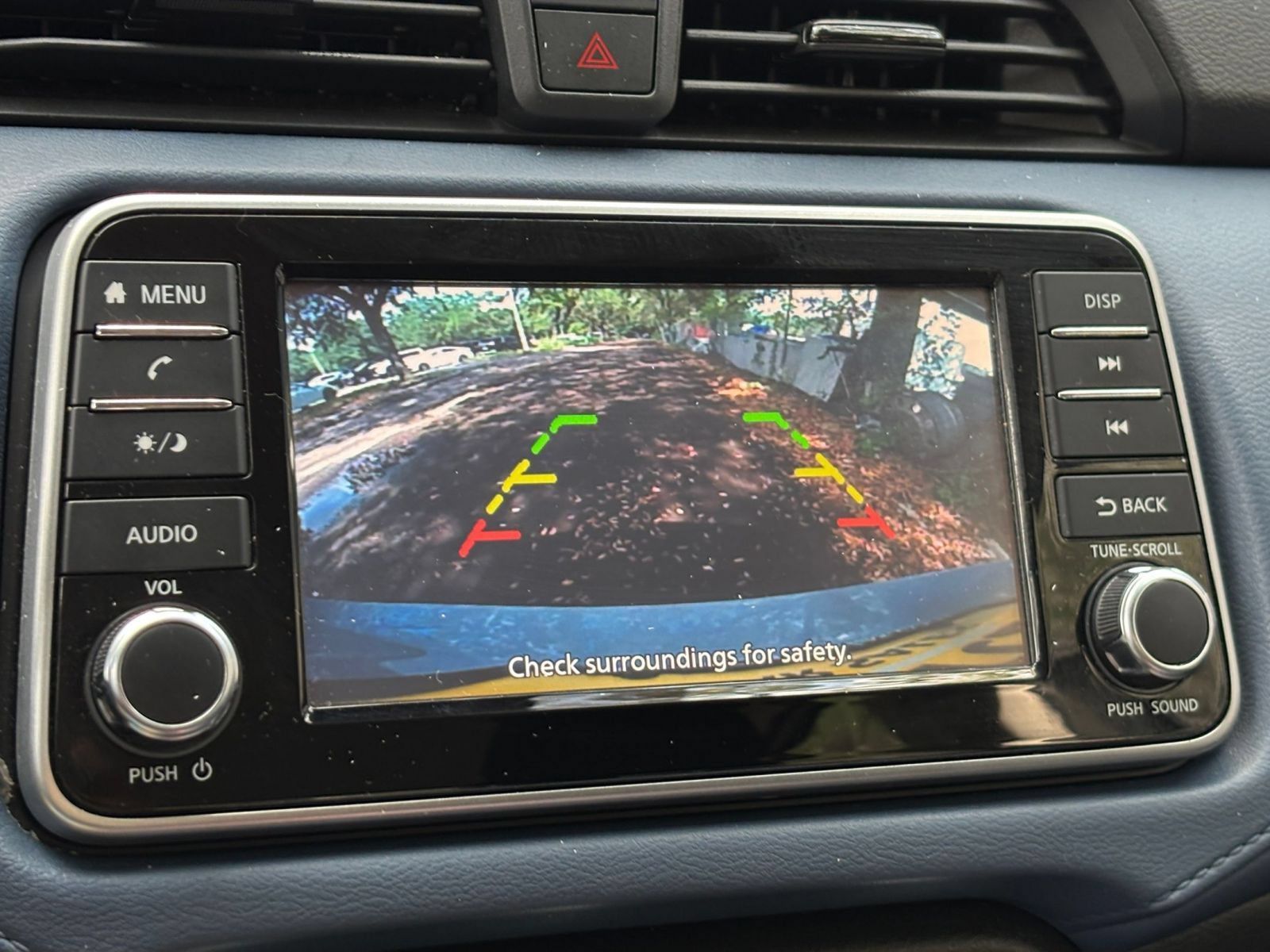 Used 2025 Nissan Versa SV FWD image 21
