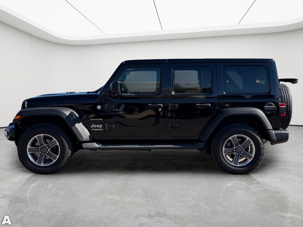 Used 2019 Jeep Wrangler Unlimited Sahara AWD/4WD image 3