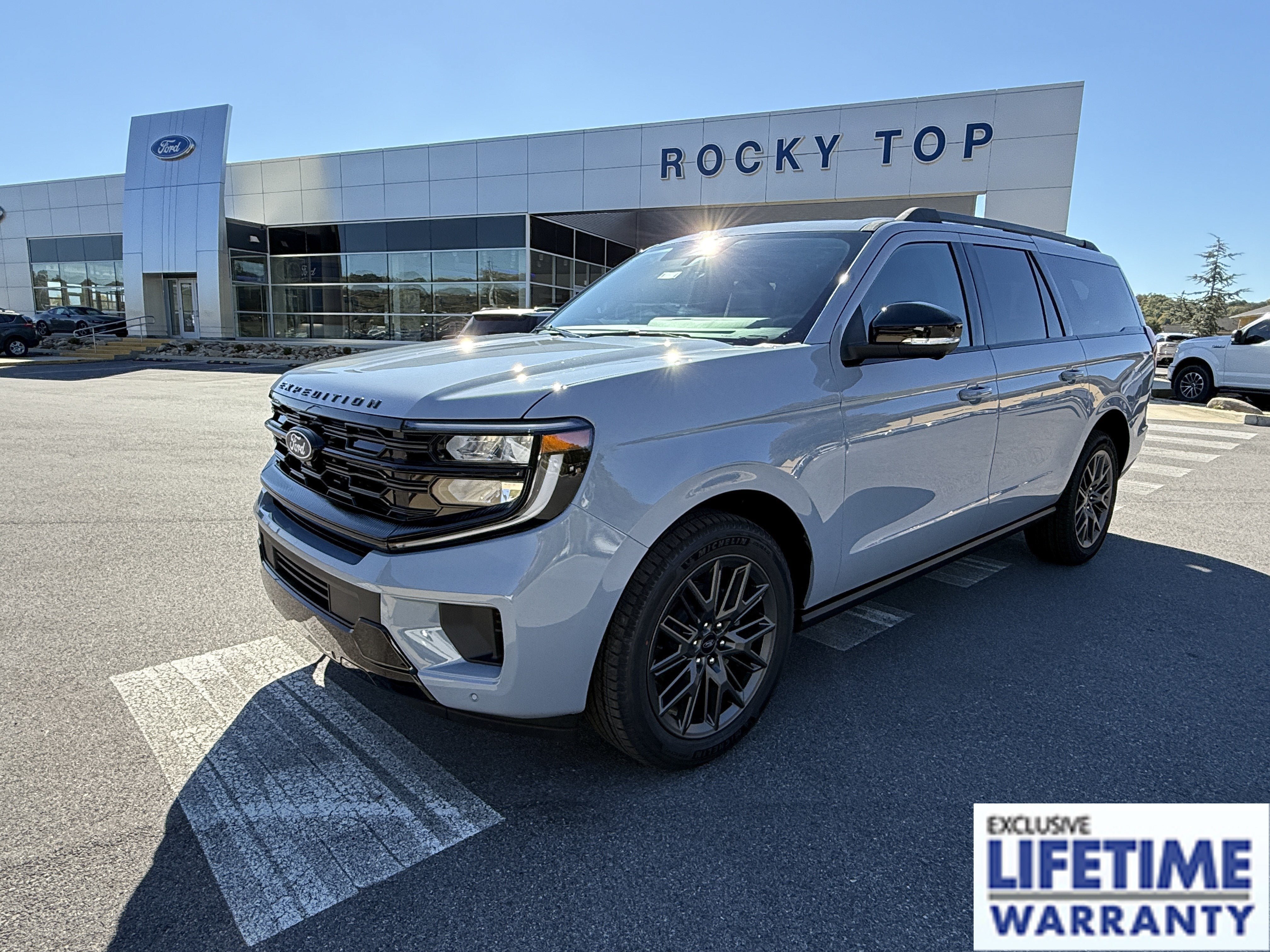 New 2027 Ford Expedition Max Platinum w/ Stealth Appearance Package AWD/4WD image 1