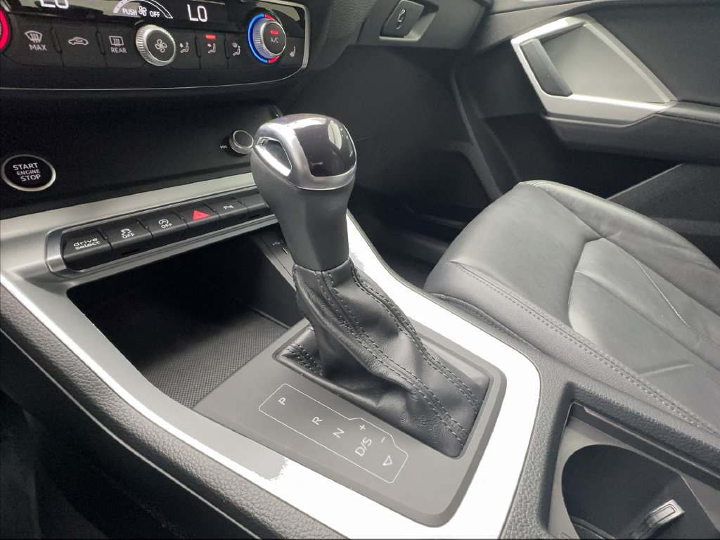 Used 2023 Audi Q3 2.0T Premium w/ Convenience Package AWD/4WD image 47