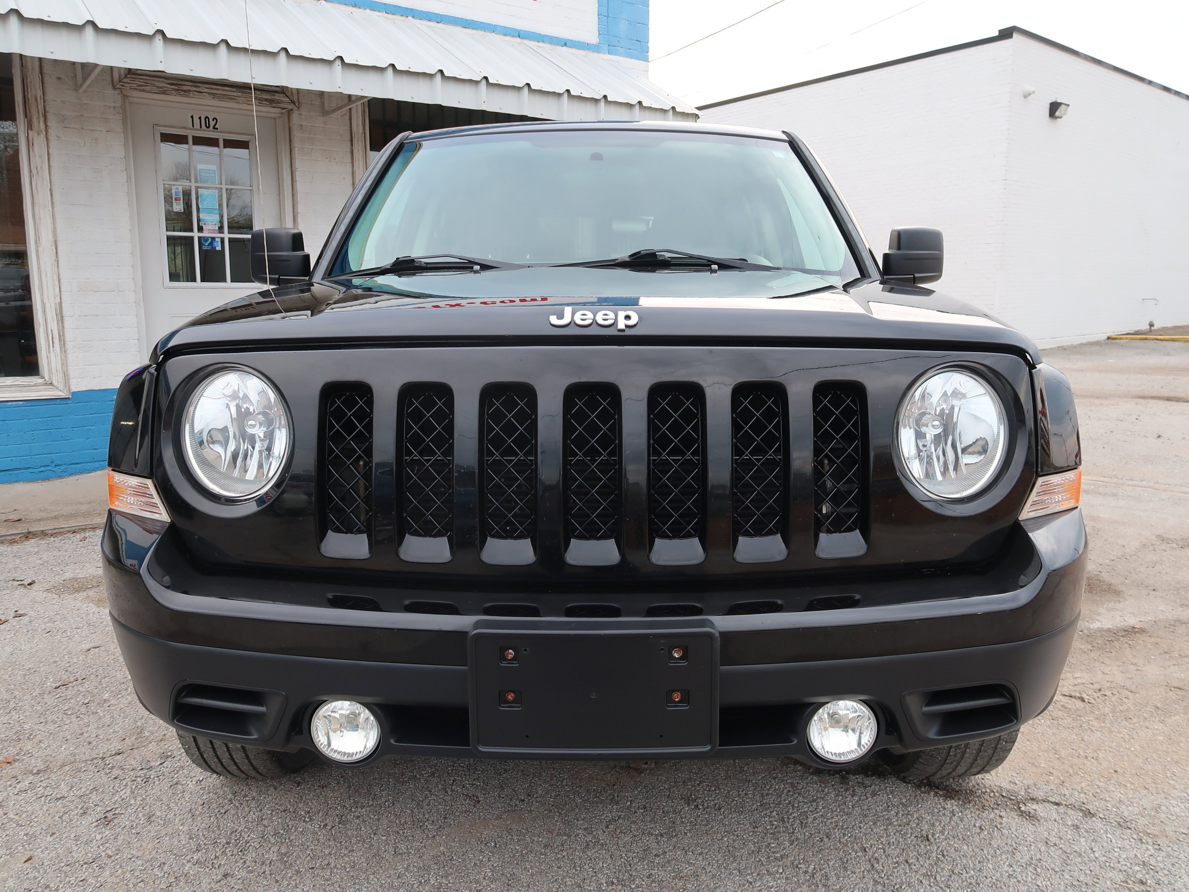 Used 2015 Jeep Patriot Sport w/ Power Value Group image 9
