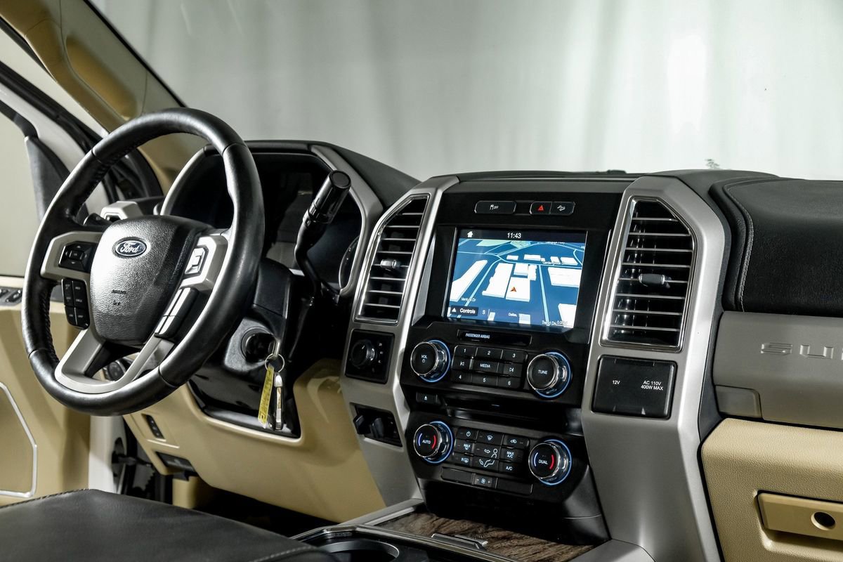 Used 2017 Ford F250 Lariat w/ Chrome Package image 22