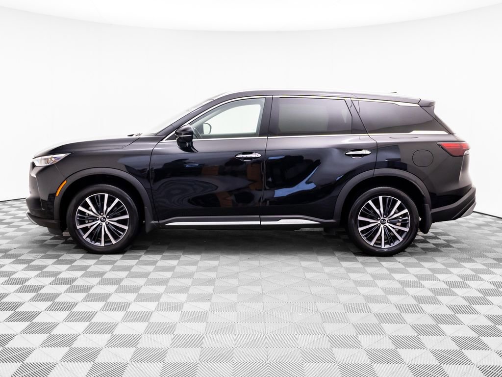 Used 2023 INFINITI QX60 Sensory w/ Cargo Package AWD/4WD image 2