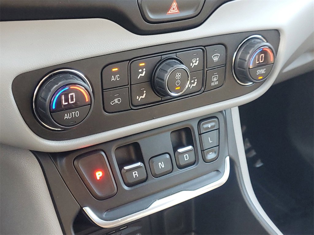 Used 2021 GMC Terrain SLT w/ Infotainment Package II image 27