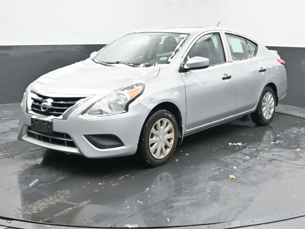Used 2019 Nissan Versa S Plus image 5