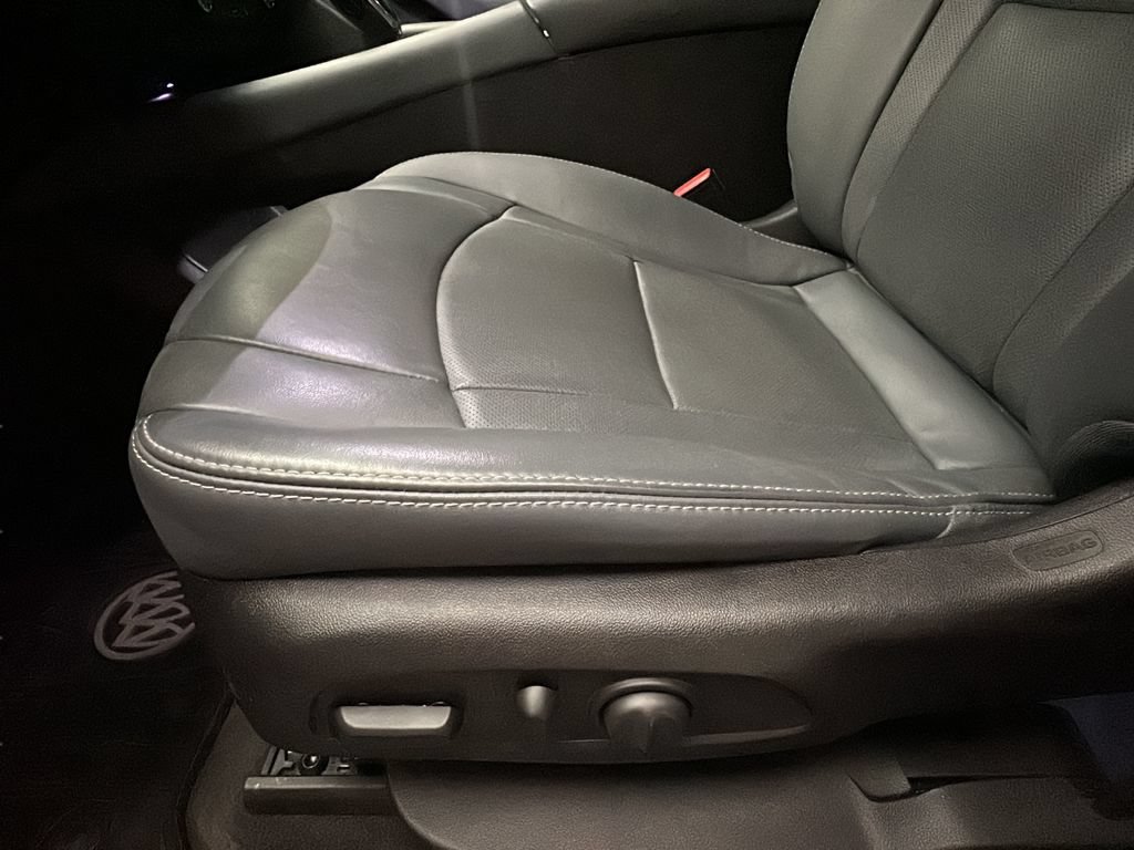 Used 2019 Buick Enclave Essence w/ Trailering Package, 5000 lbs. AWD/4WD image 12