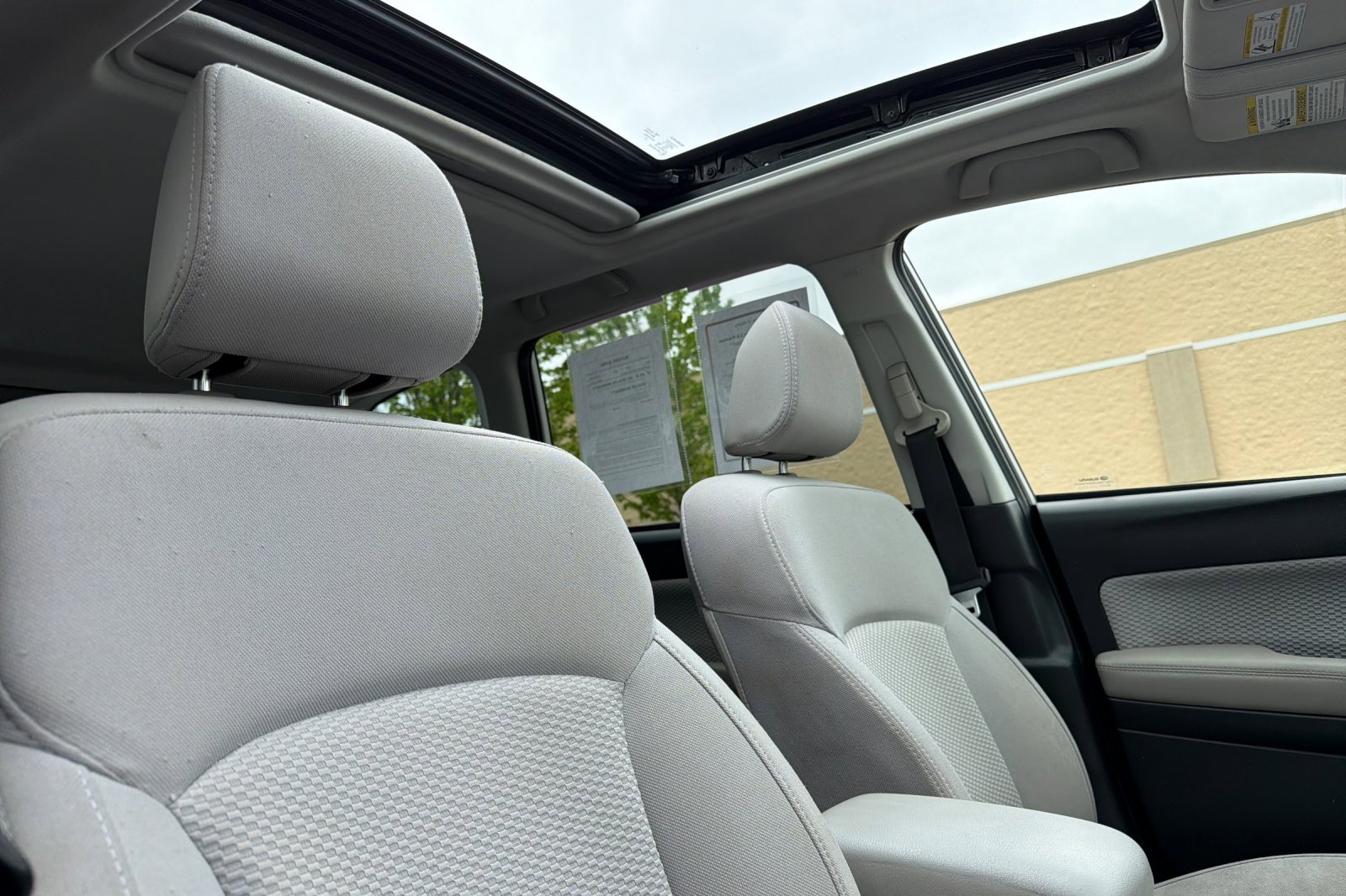 Used 2018 Subaru Forester 2.5i Premium w/ All-Weather Package AWD/4WD image 17