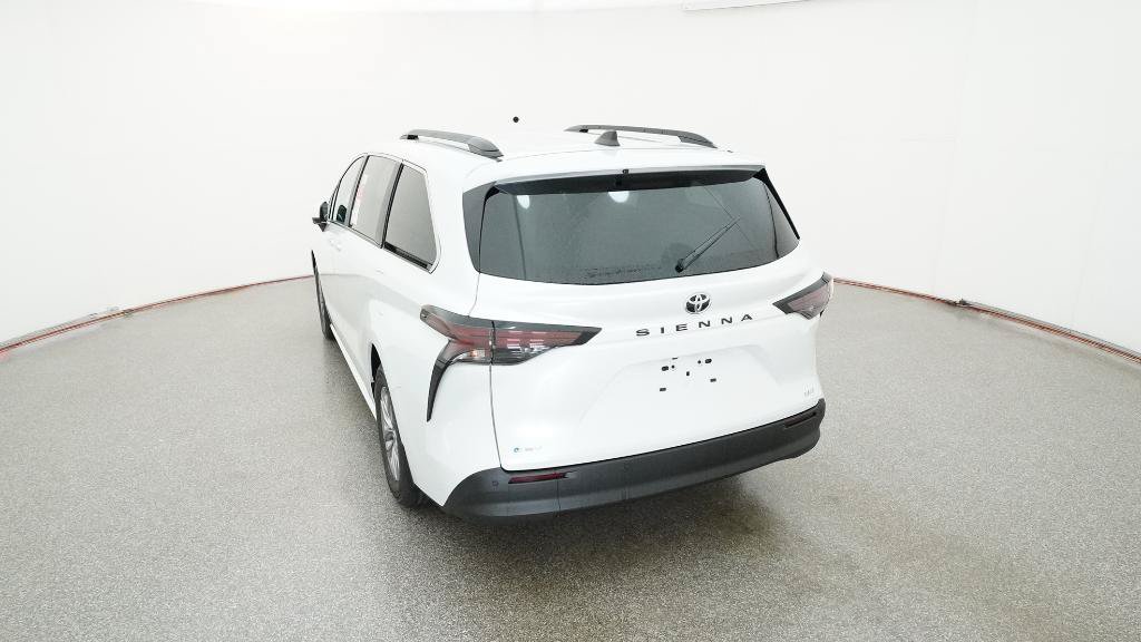 New 2026 Toyota Sienna XLE FWD image 9