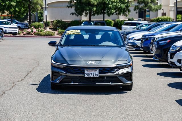 Certified 2025 Hyundai Elantra SEL FWD image 6