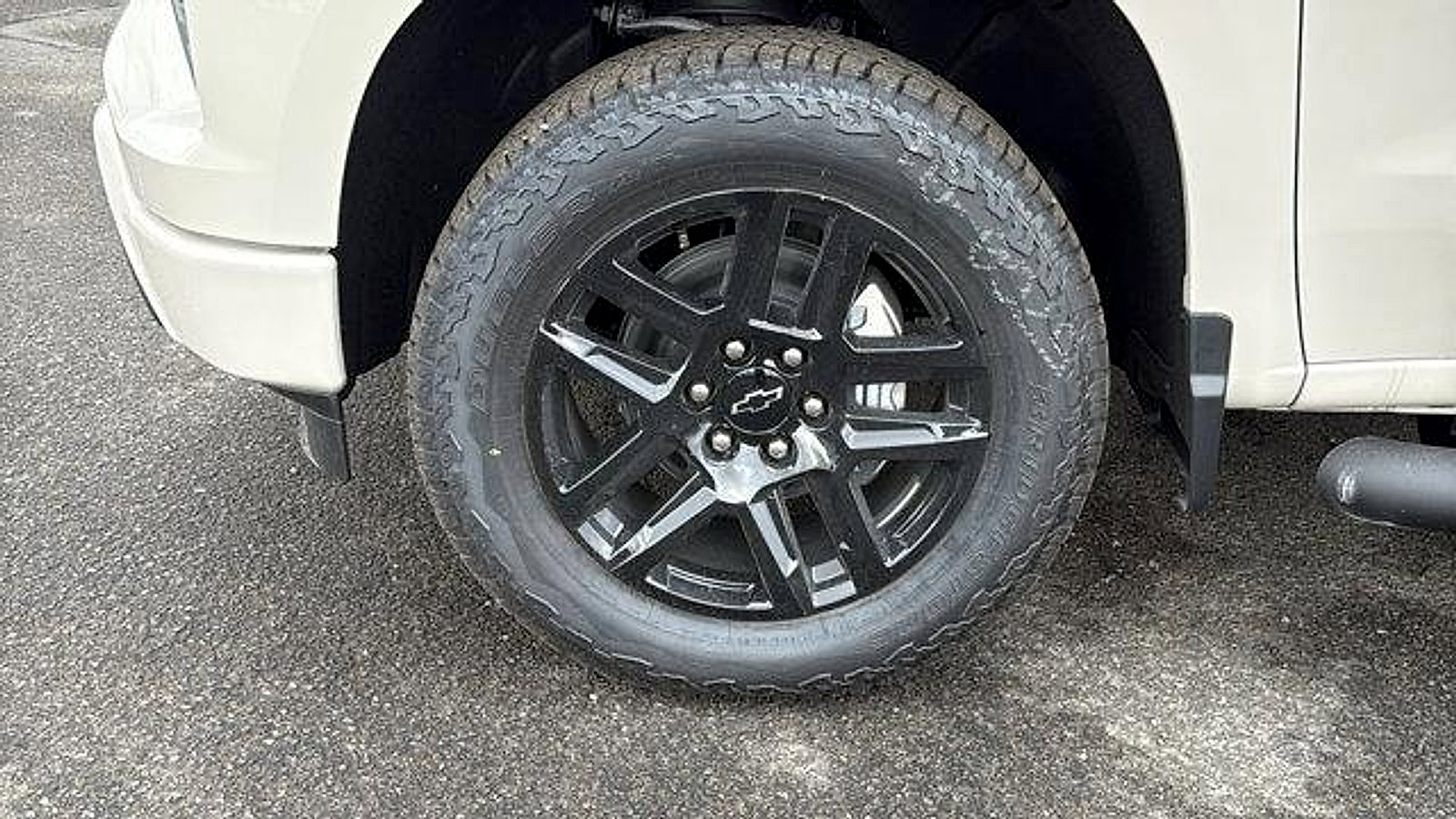 New 2026 Chevrolet Silverado 1500 Custom w/ Turbomax Blackout Package image 9