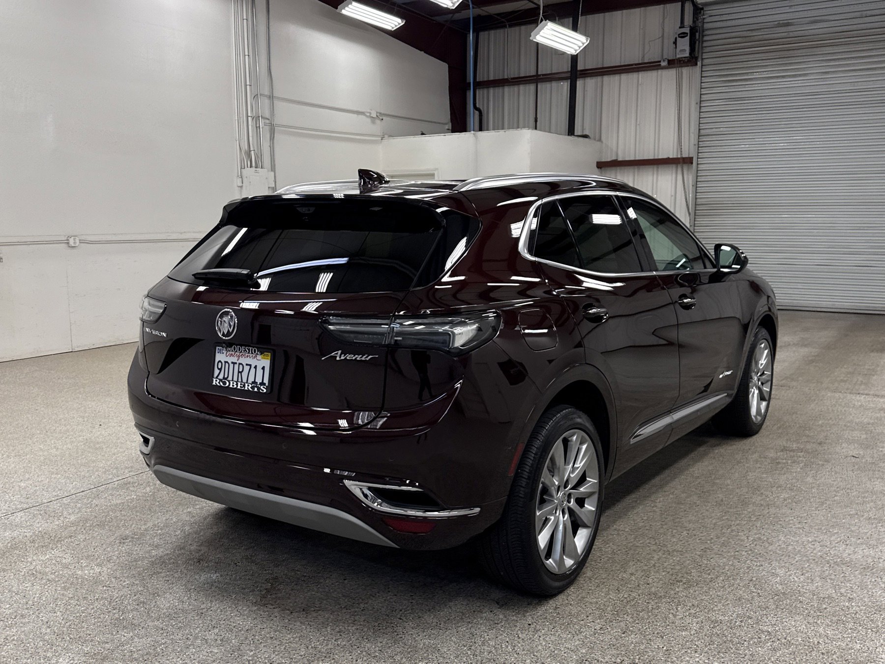 Used 2023 Buick Envision Avenir image 20