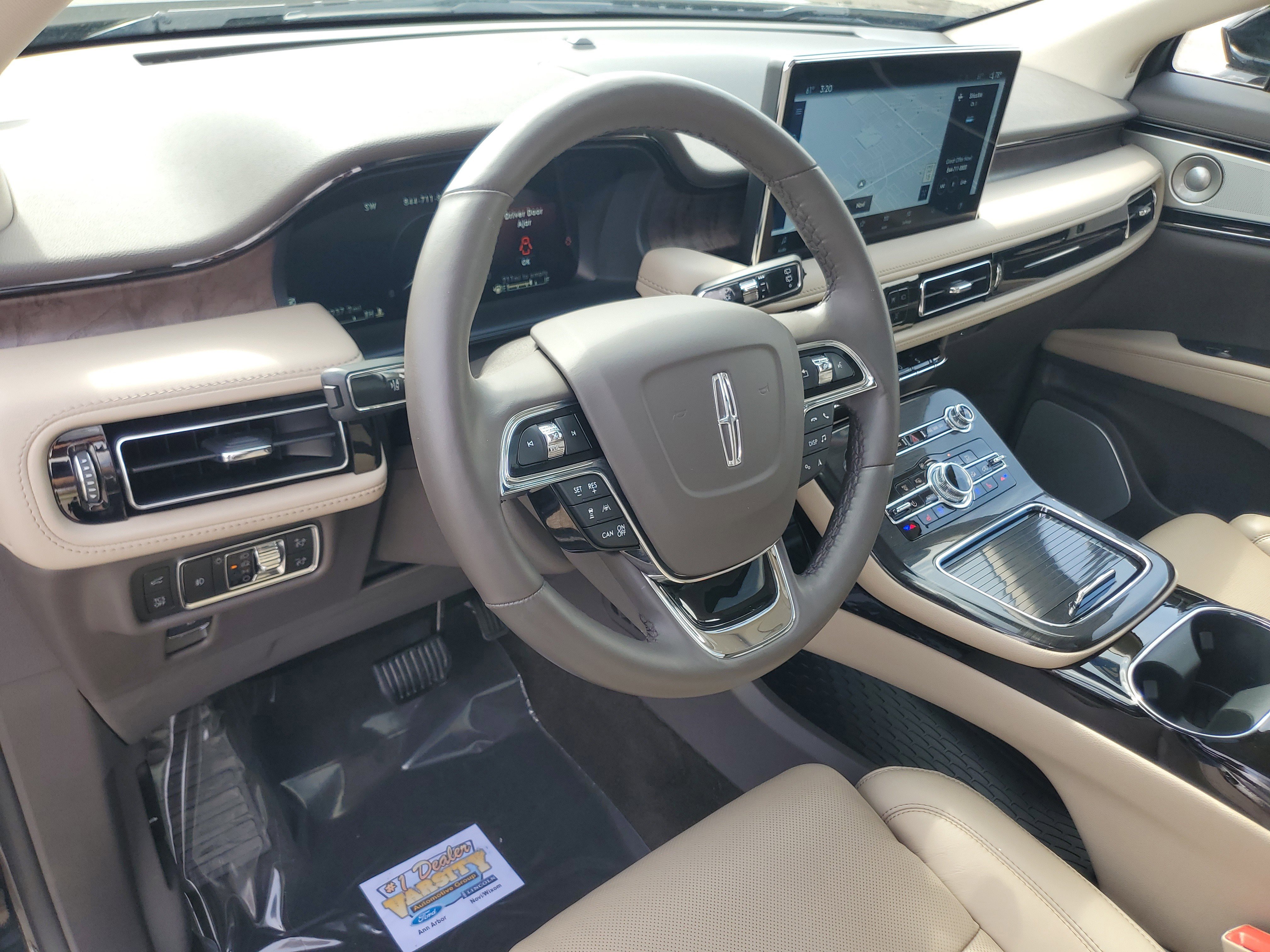 Certified 2023 Lincoln Nautilus Reserve w/ Equipment Group 202A AWD/4WD image 13