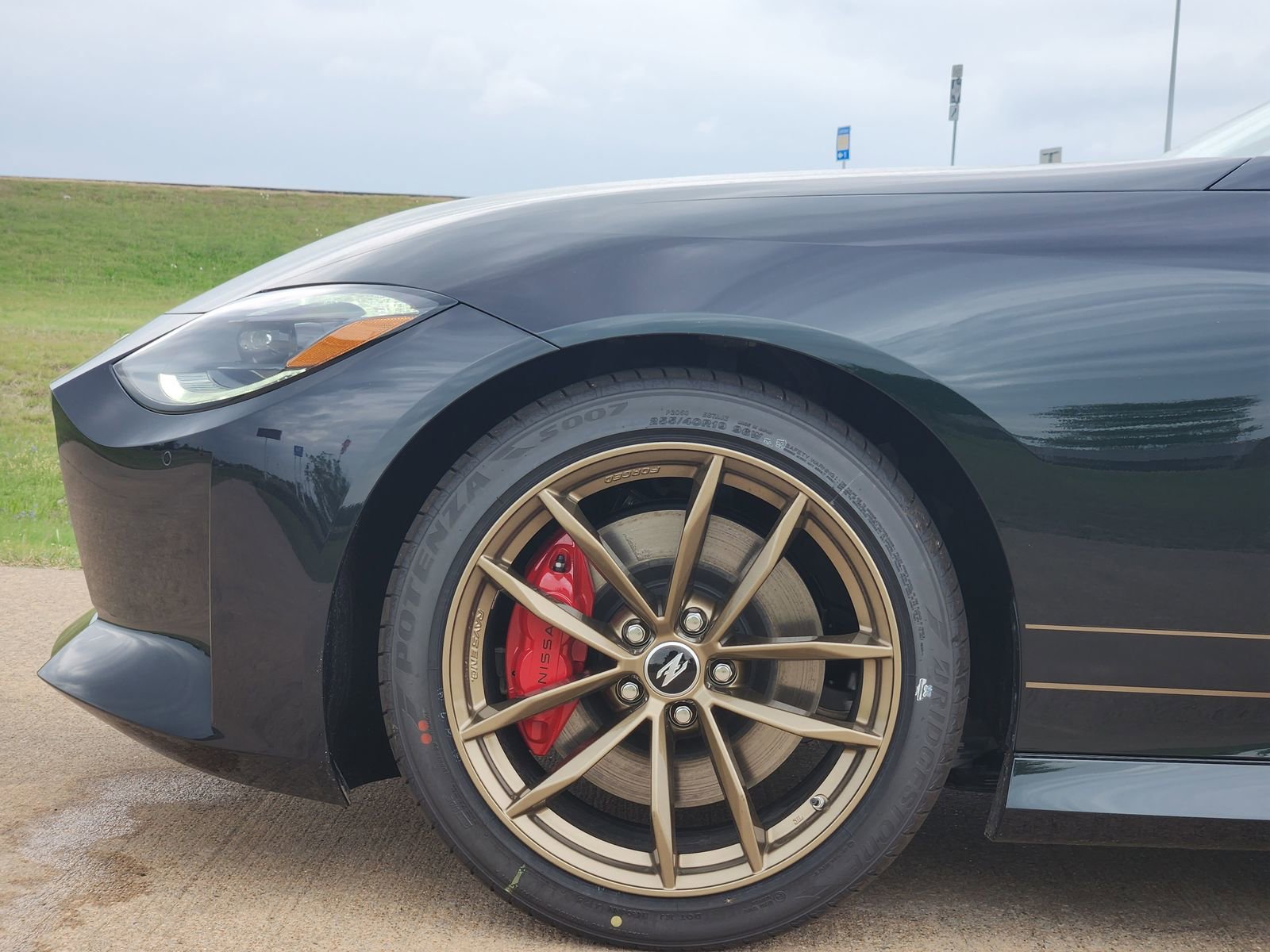 New 2026 Nissan Z Performance RWD image 10