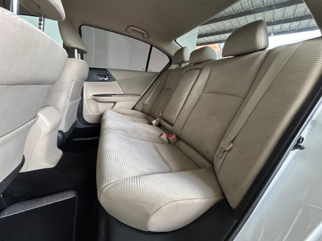 Used 2017 Honda Accord LX image 12